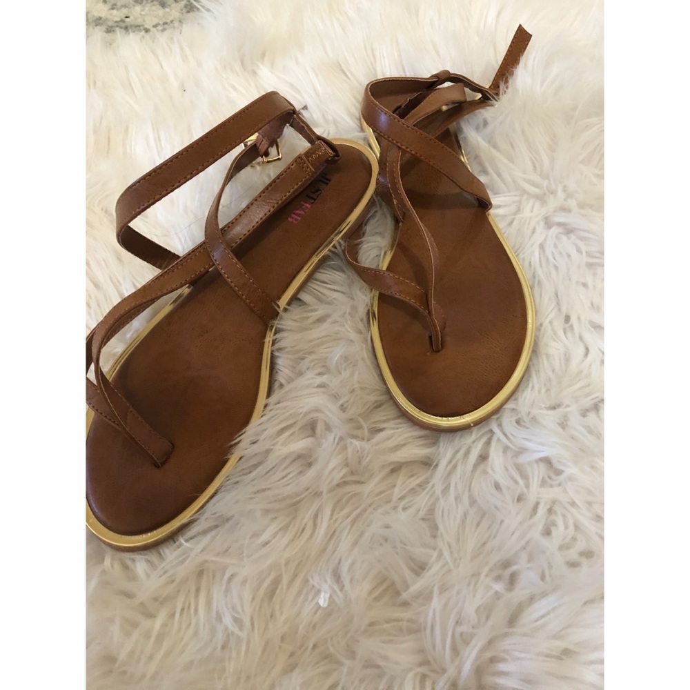 JustFab sandals - Picture 3 of 5